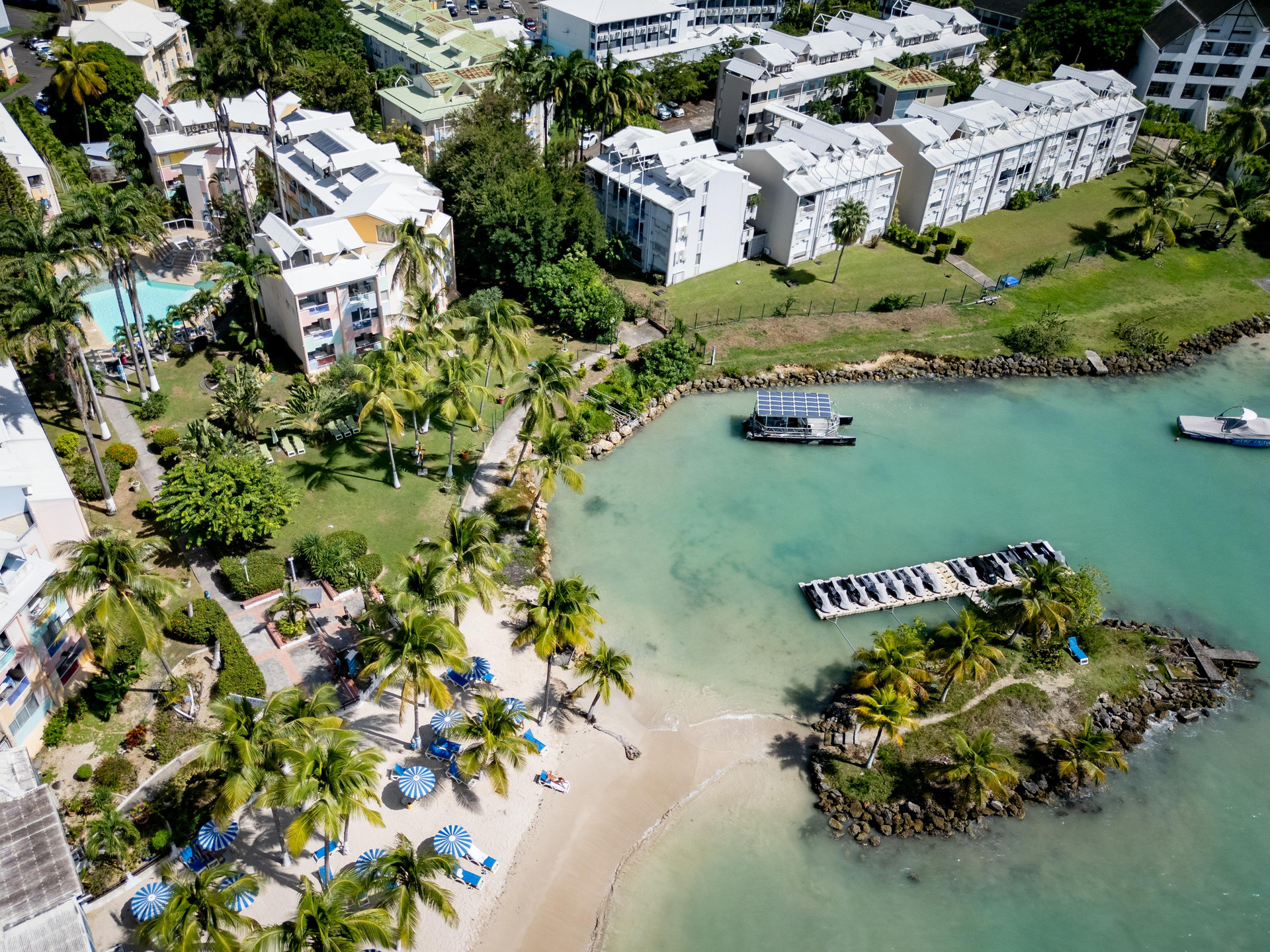 Vista Exterior Canella Beach Hotel