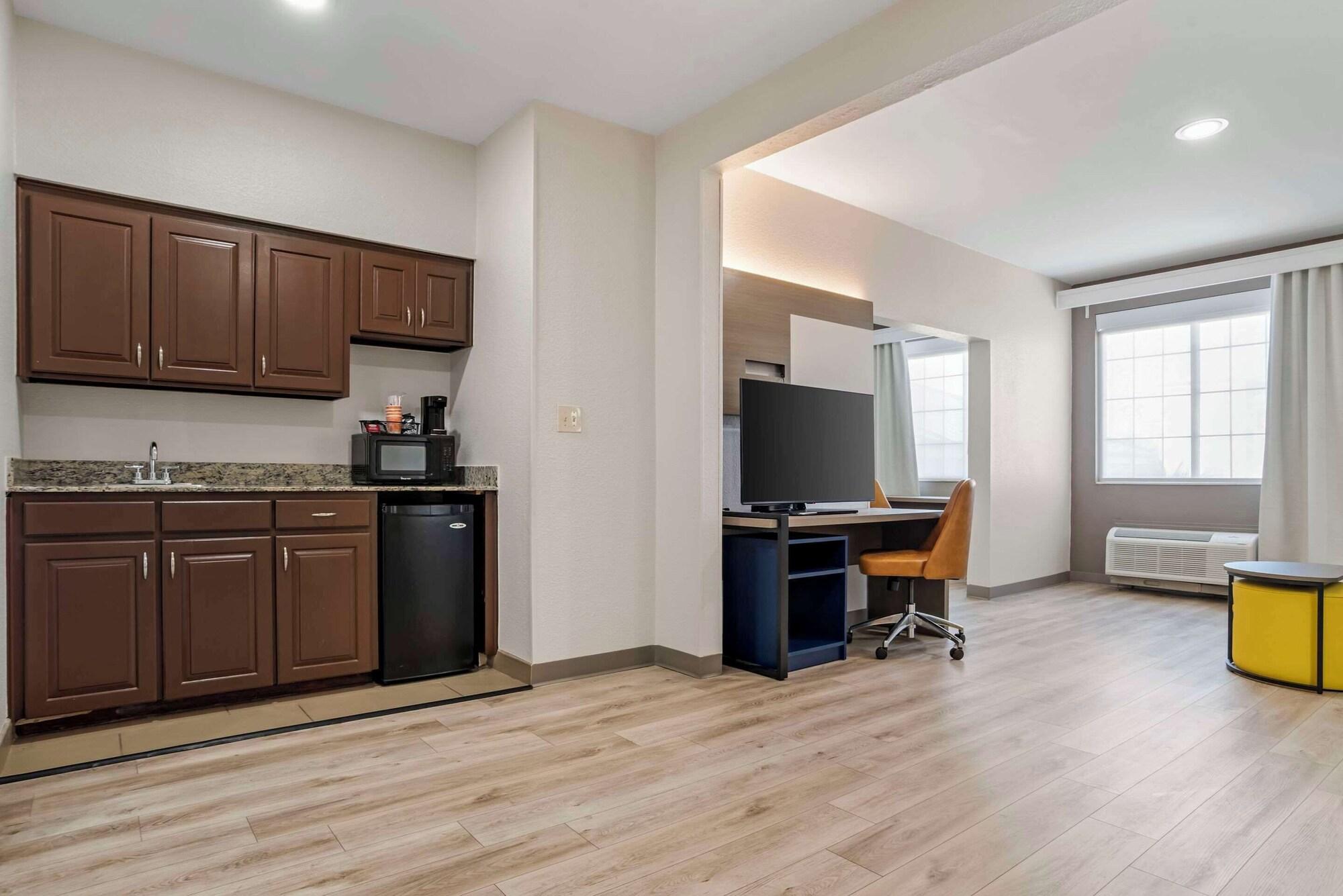 Habitación Comfort Suites Hattiesburg near University