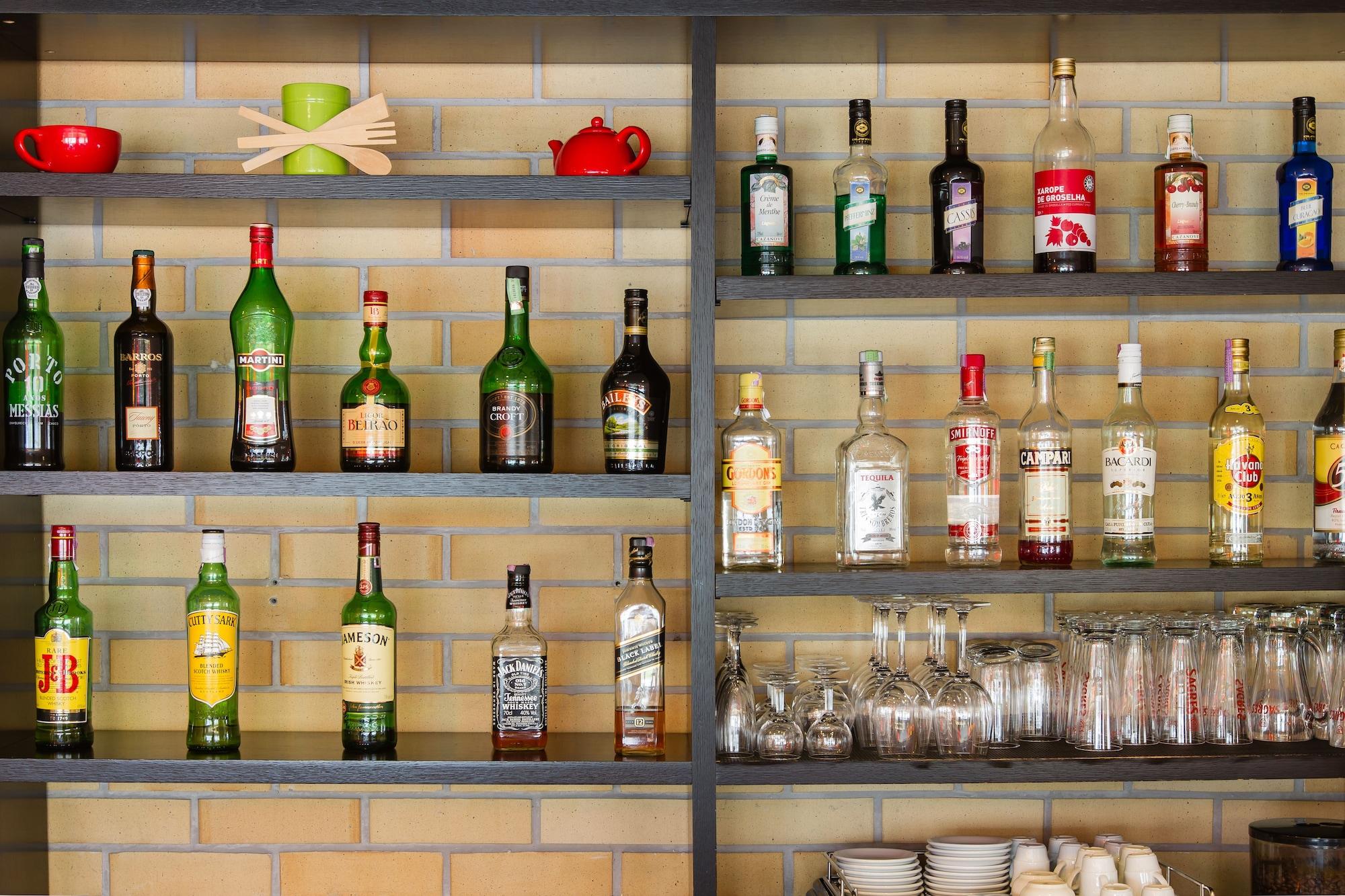 Bar/Salón ibis Leiria Fatima