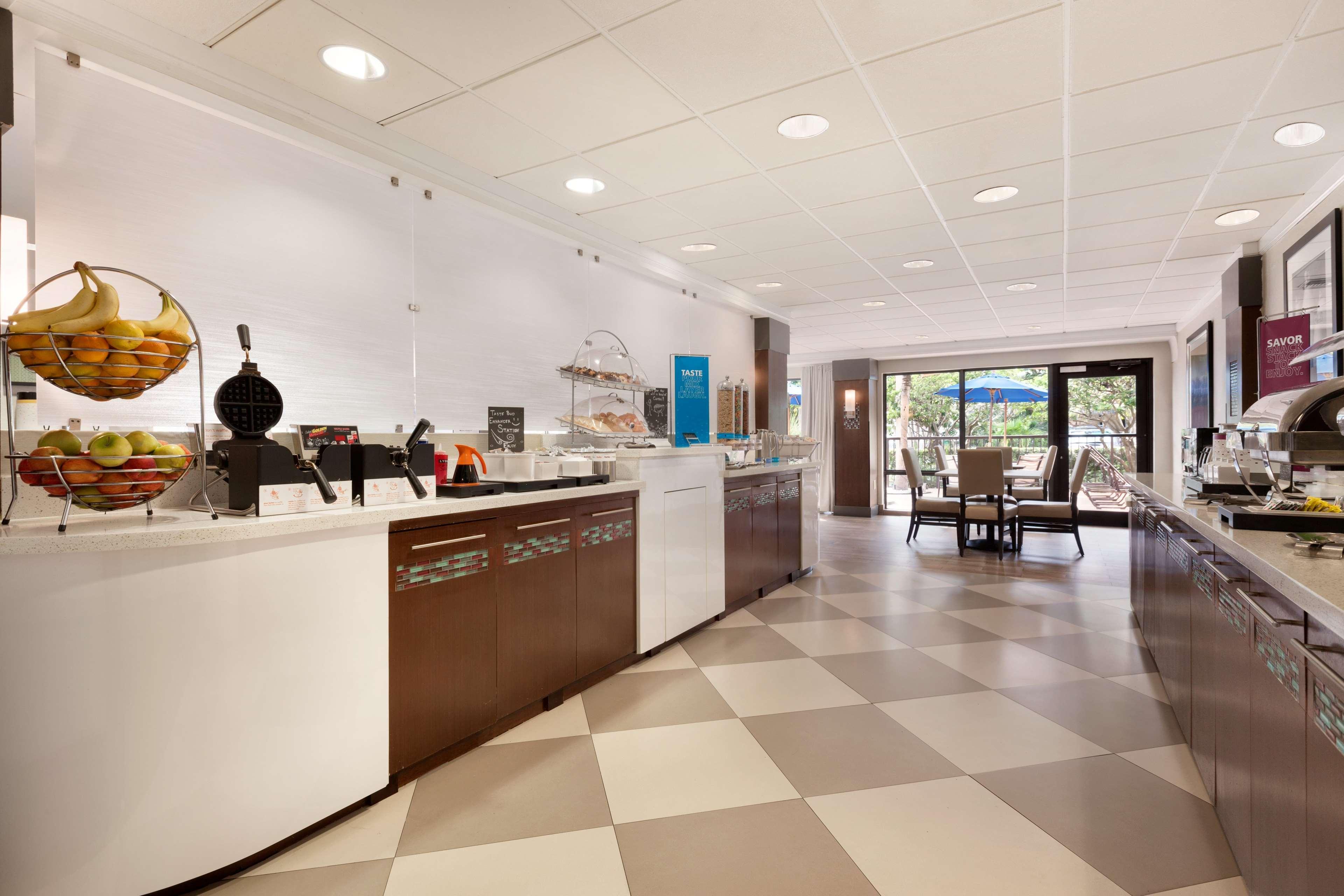 Restaurant Hampton Inn Miami-Airport West