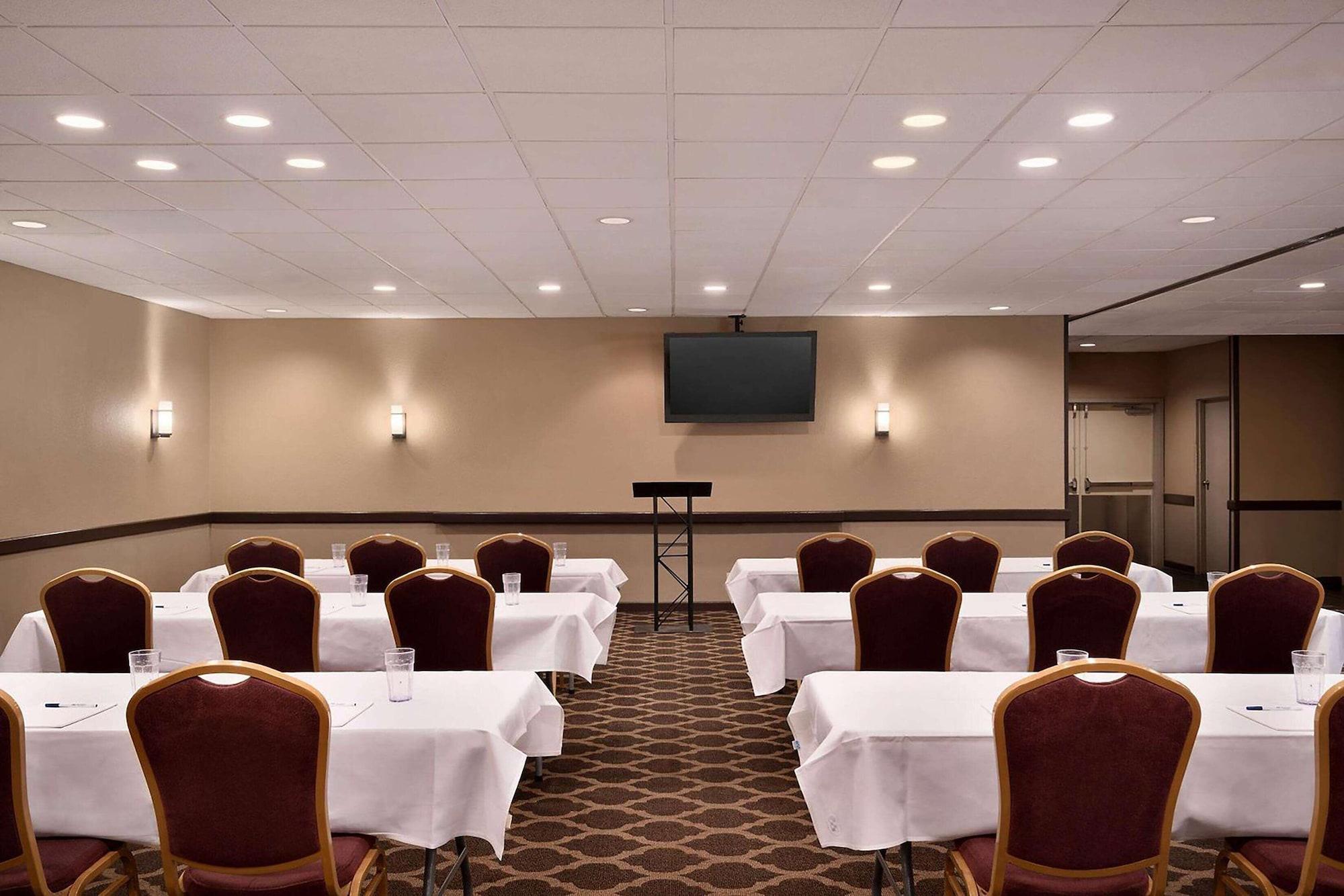 Sala de Reuniones Days Inn By Wyndham Culpeper