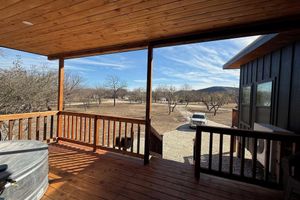 Alquiler Vacacional - Mexico-themed cabin in Texas Hill Country on the Nueces River
