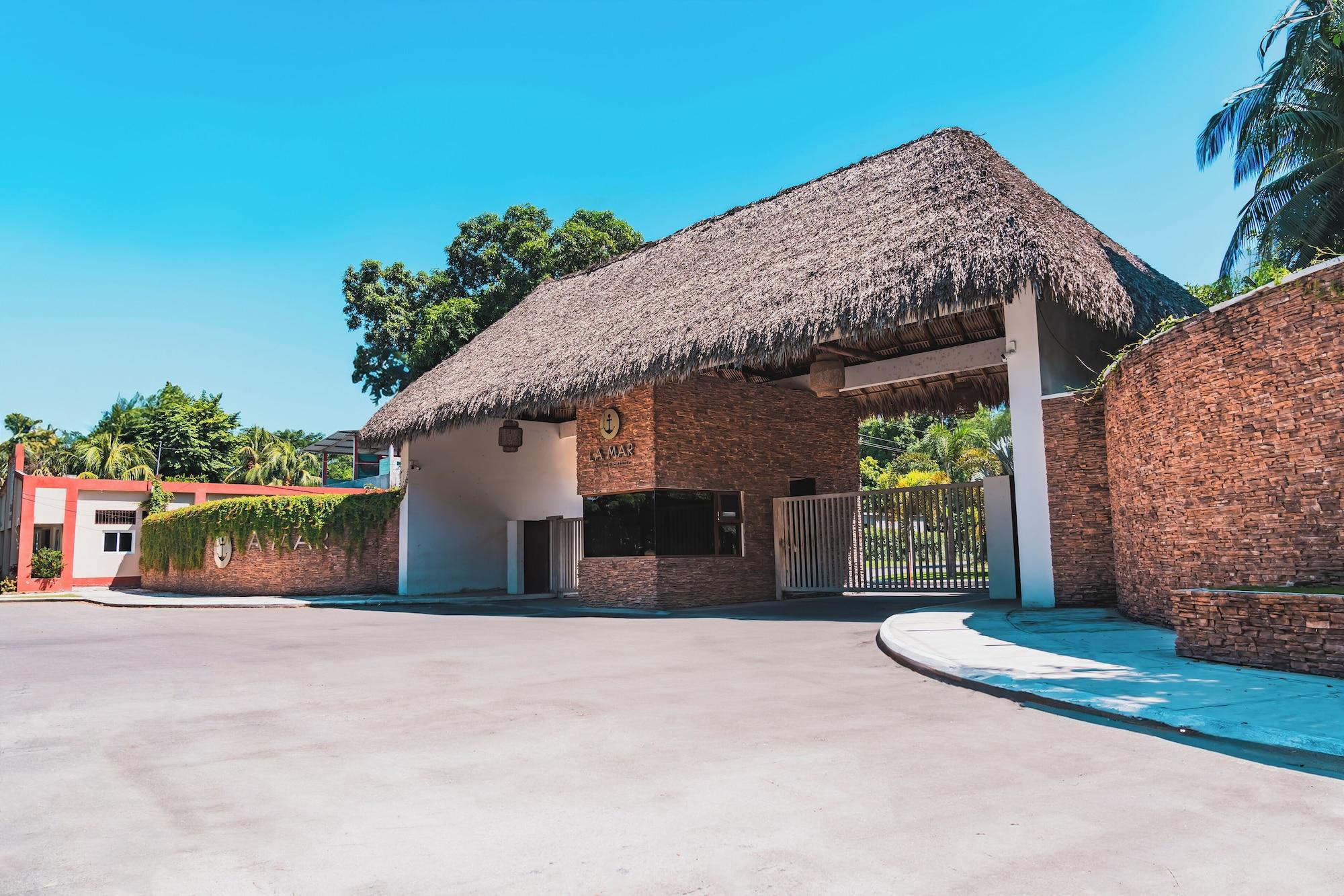 Vista Exterior Villas La Mar