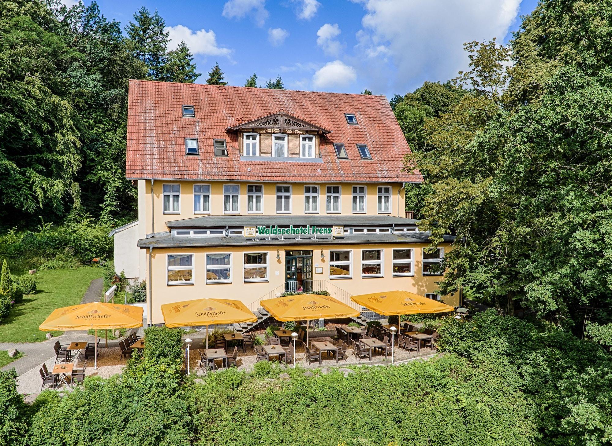 Varios Haus am See