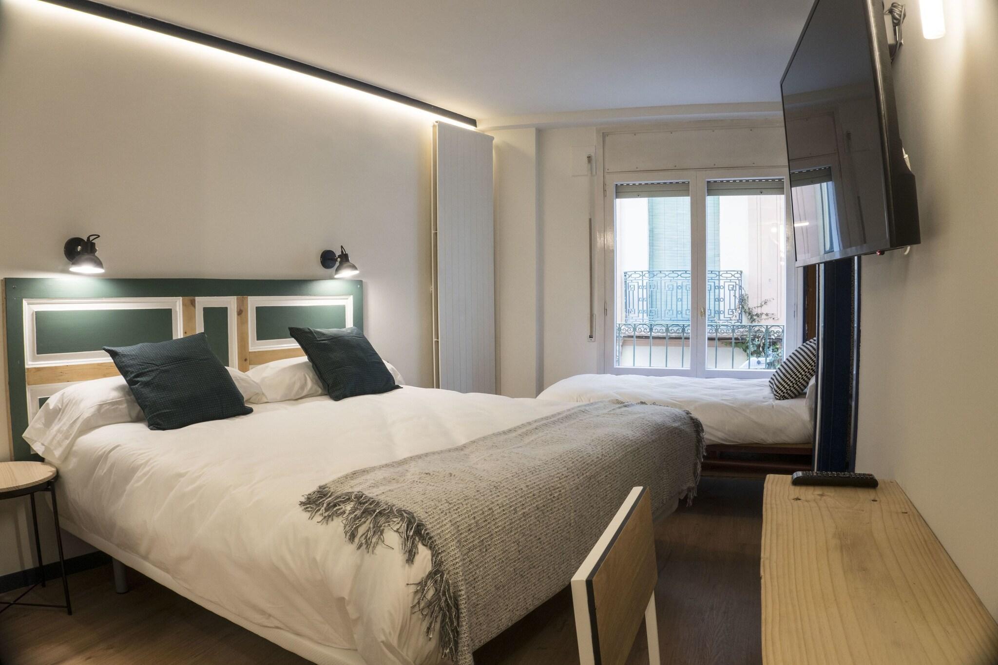 Varios Hotel Alda Jolio Jaca