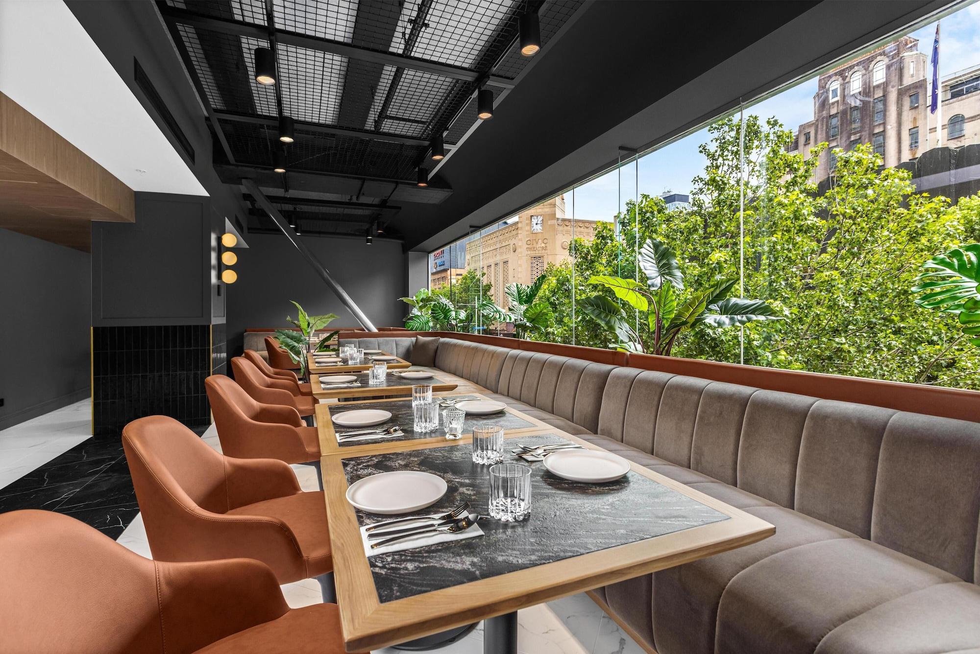 Restaurant Radisson RED Auckland