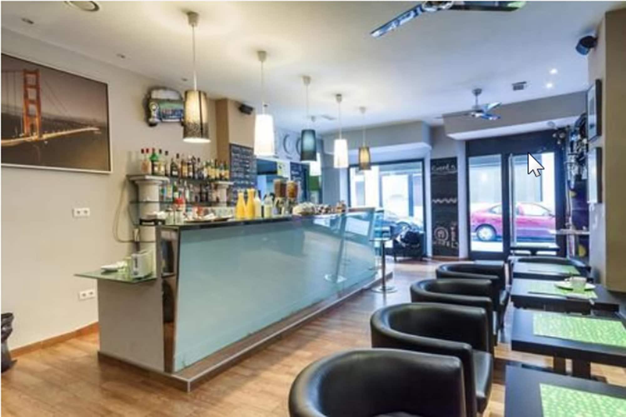Bar/Salón Feel Hostels Soho Malaga
