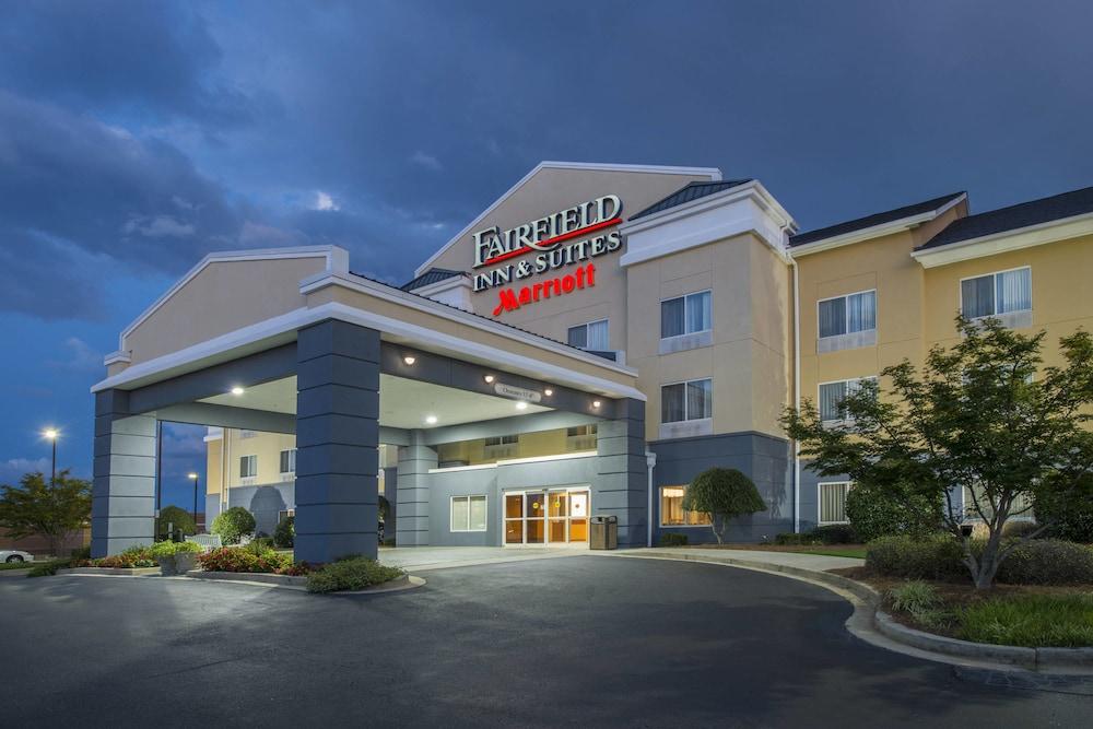 Vista Exterior Fairfield Inn & Suites by Marriott Greenwood