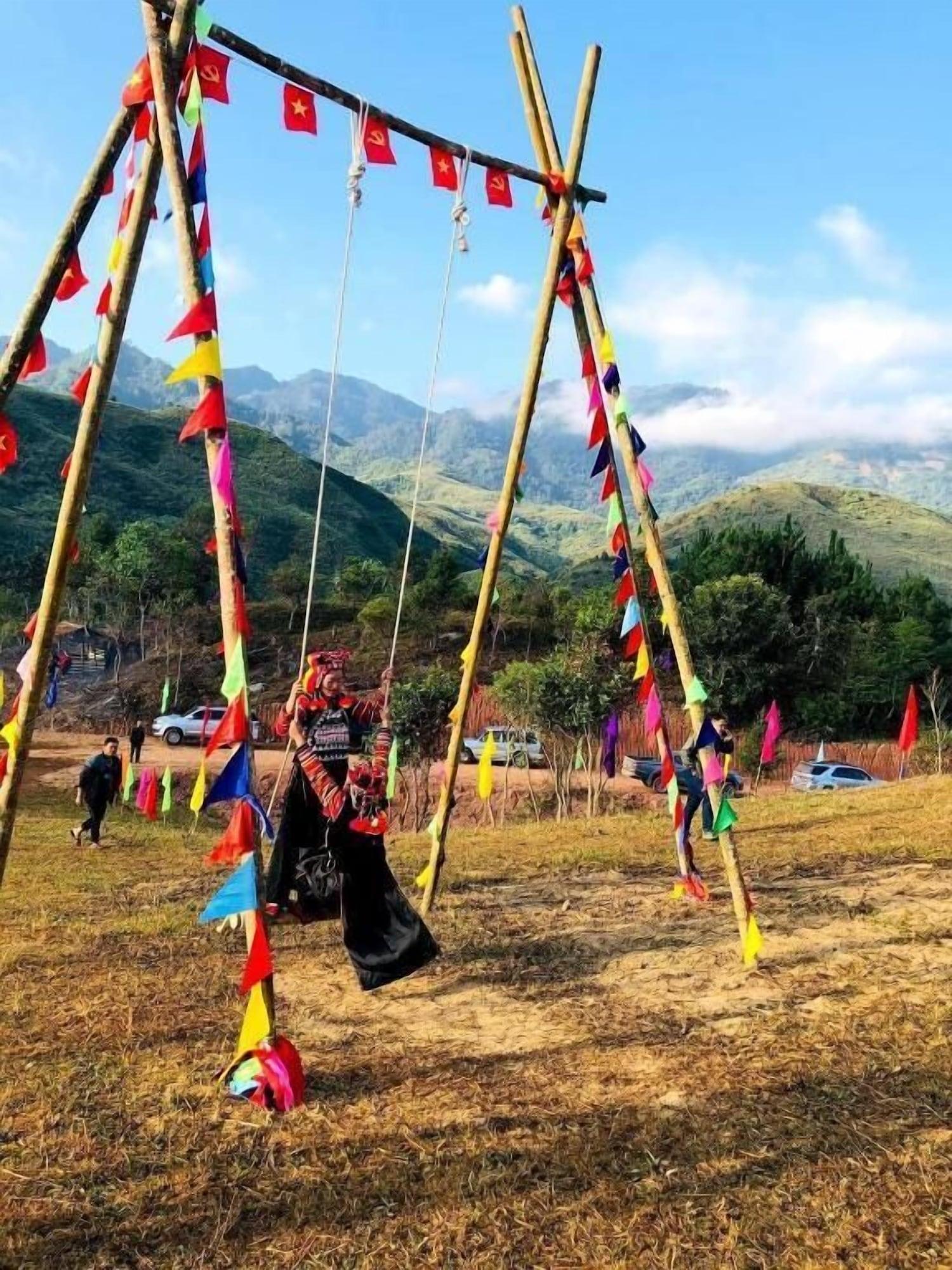 Instalaciones Recreativas Frontier Hostel & Tours