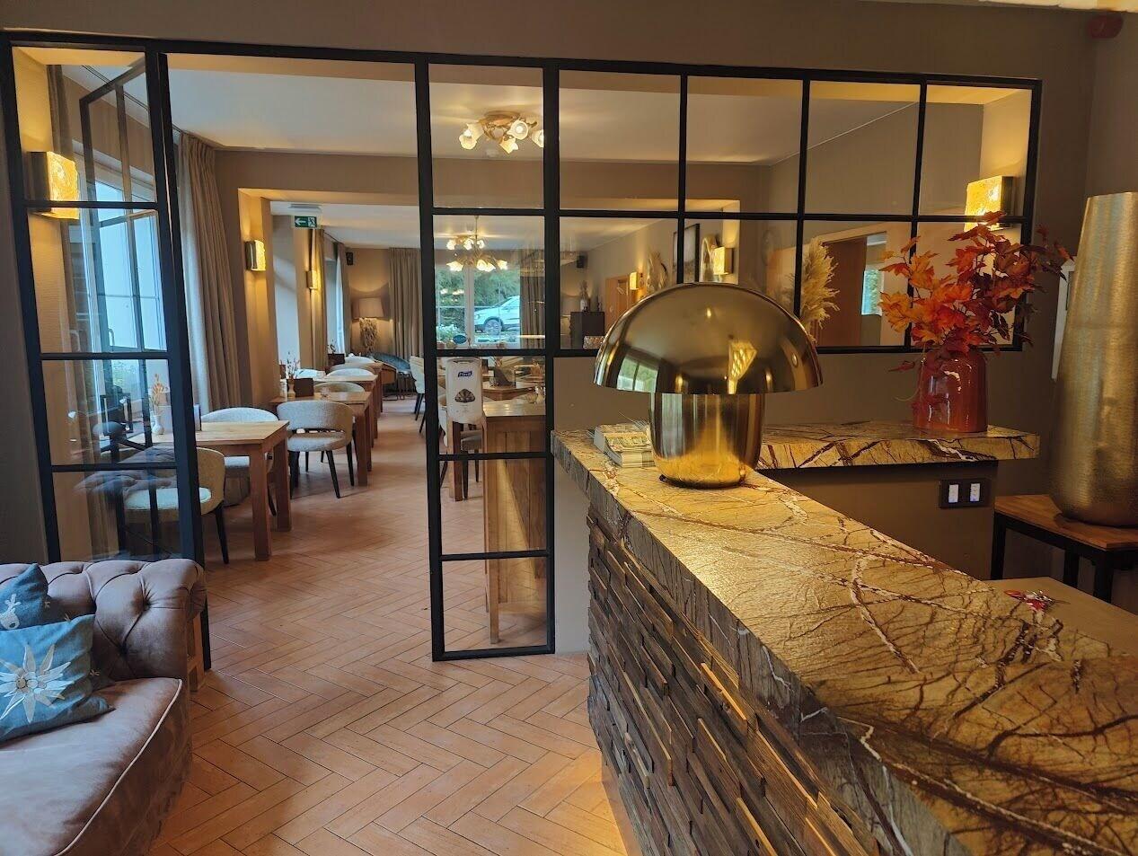 Vista Lobby Cocoon Hotel Belair