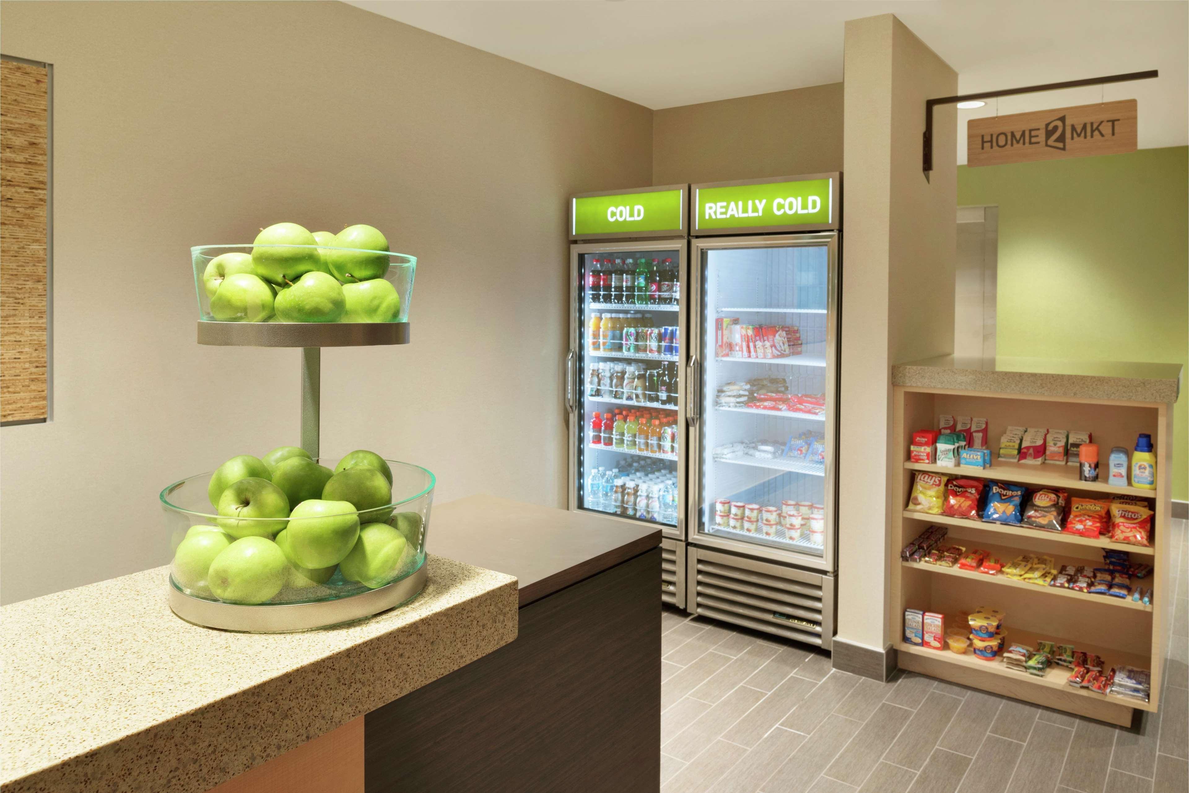 Restaurant Home2 Suites by Hilton Alexandria