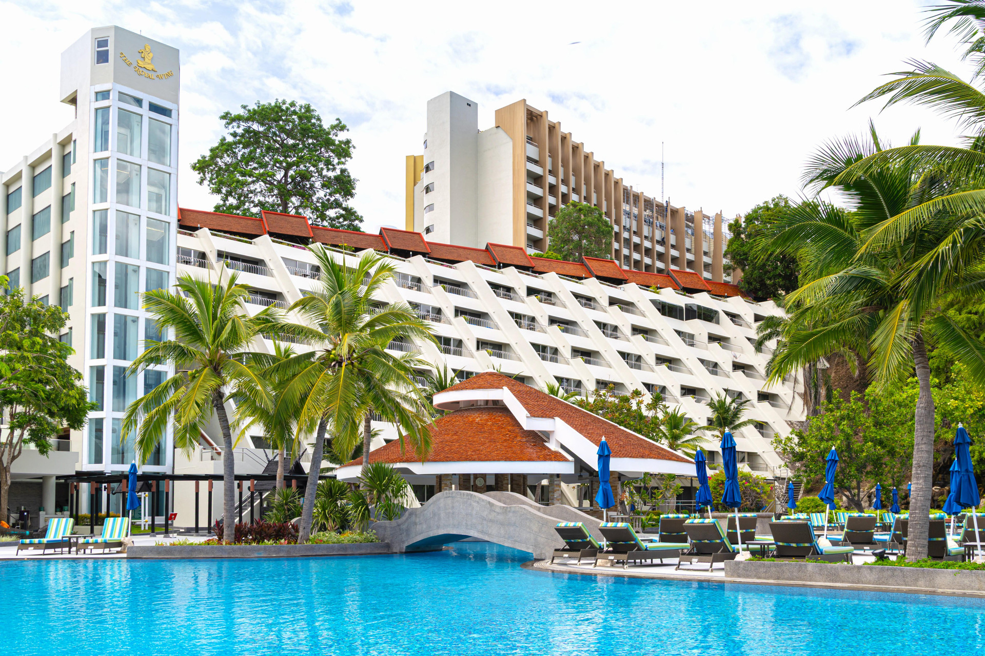 Vista Exterior Royal Wing Suites & Spa Pattaya