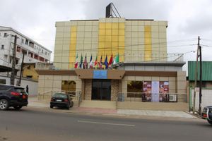 Alojamiento - Mbayaville Hotel