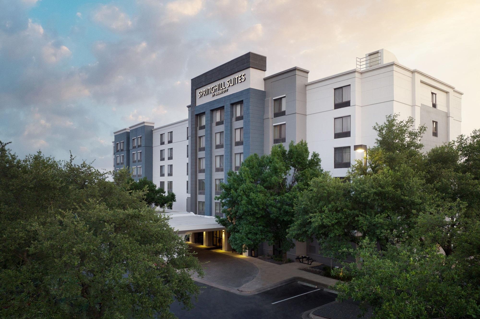 Varios SpringHill Suites by Marriott Austin South