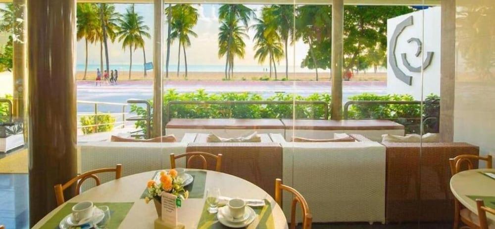 Vista Lobby Netuanah Praia Hotel