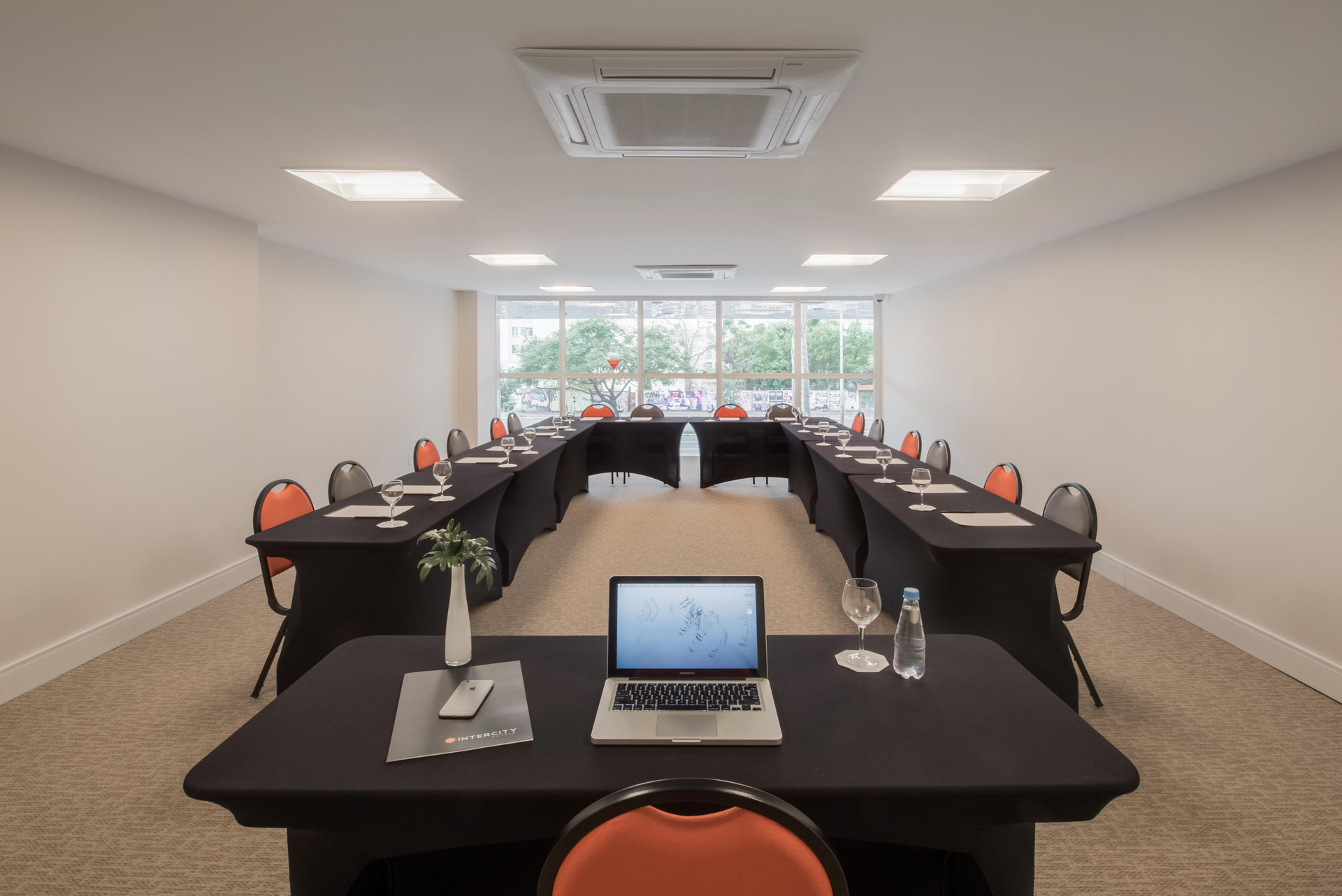 Sala de Reuniones Intercity Porto Alegre Cidade Baixa