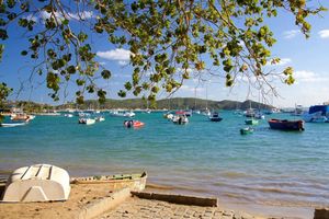 Actividad - Tour de 4hs por las playas de Búzios en Barco