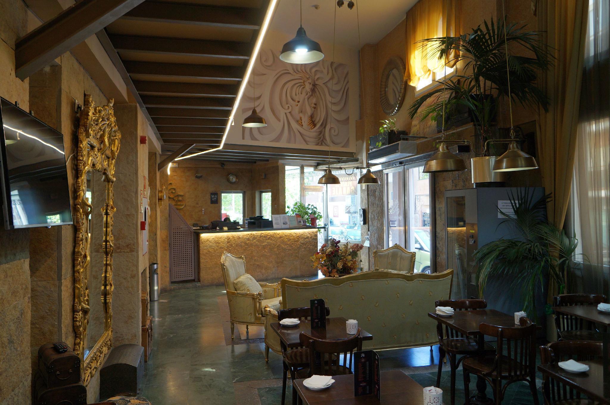 Vista Lobby Hotel Caballero Errante