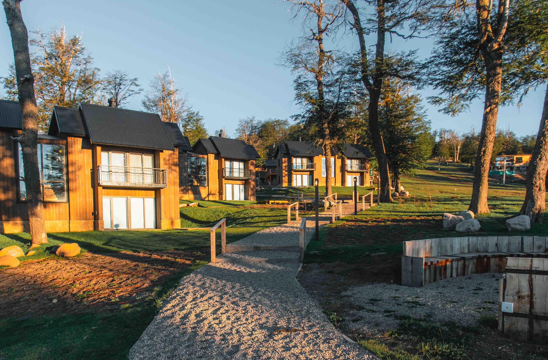 Vista Exterior El Refugio Ski & Summer Lodge
