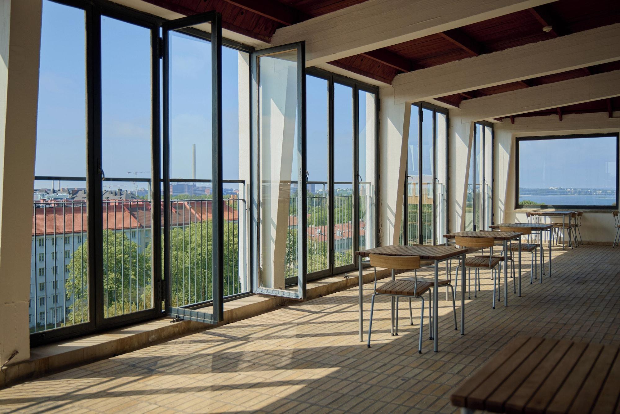 Varios Töölö Towers