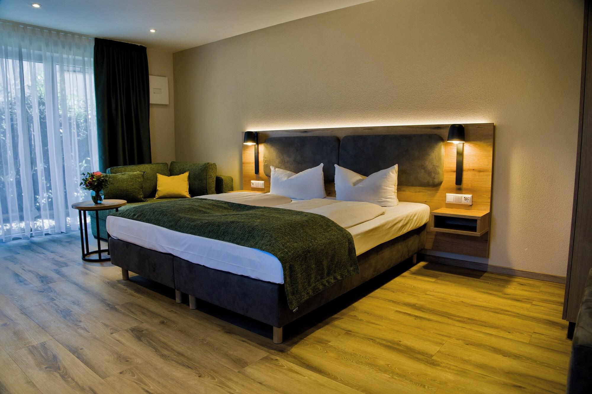 Varios Happinger Hof