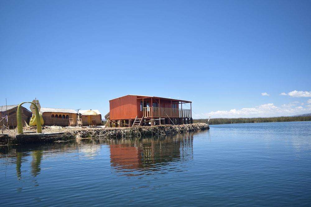 Restaurant Uros Aruma Uro