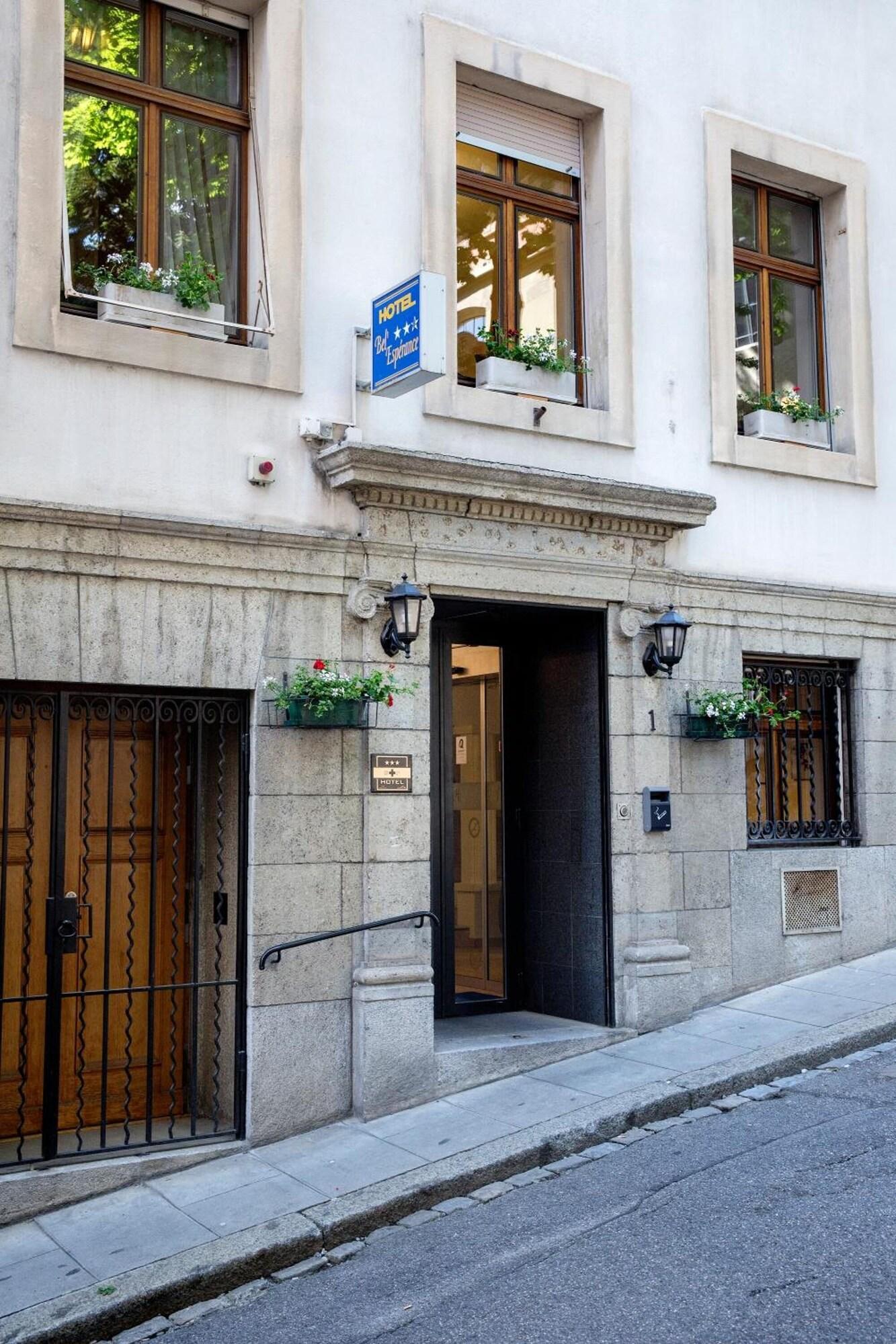 Vista Exterior Hotel Bel'Espérance