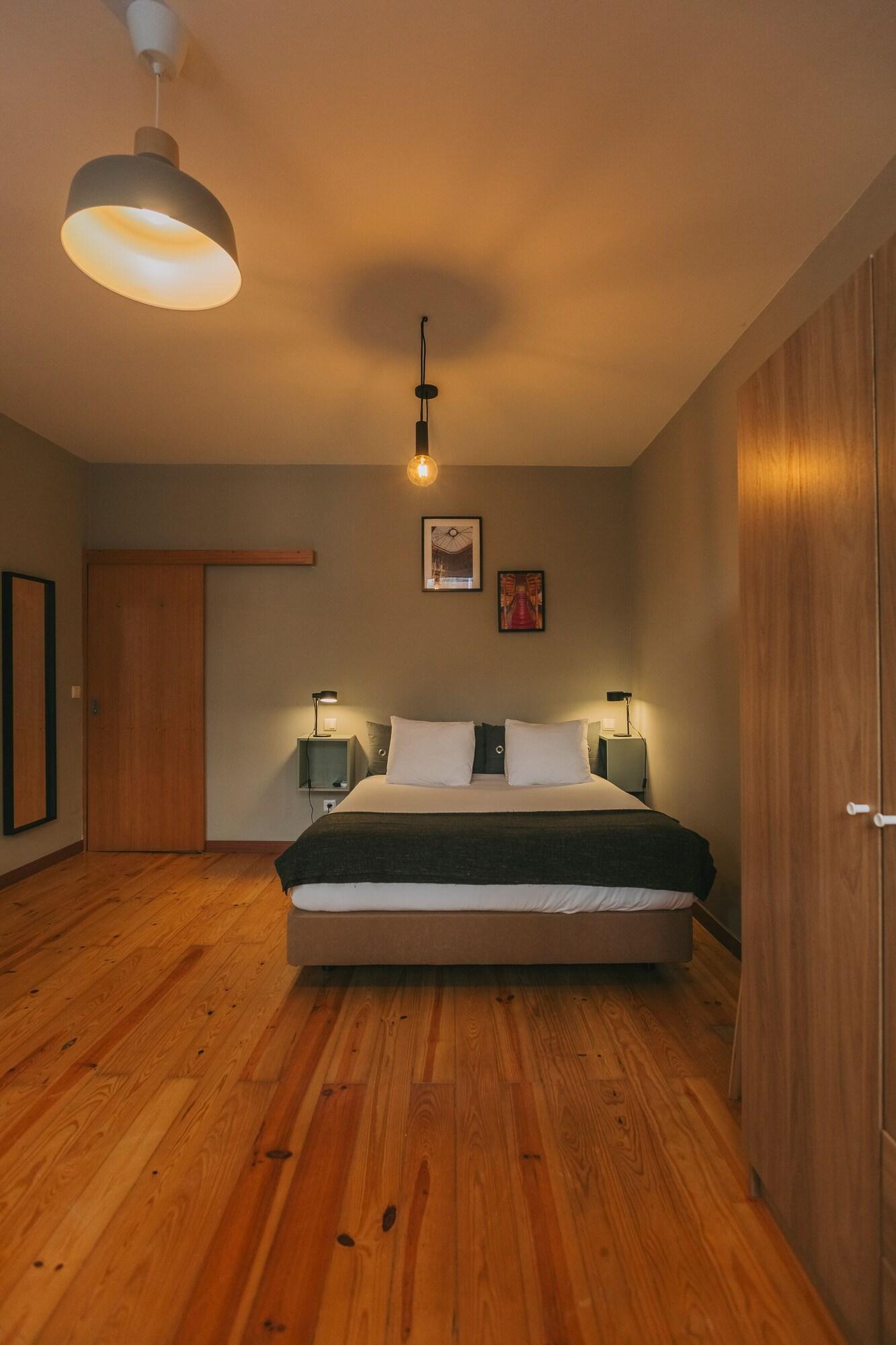 Varios Aparthotel Oporto Sol
