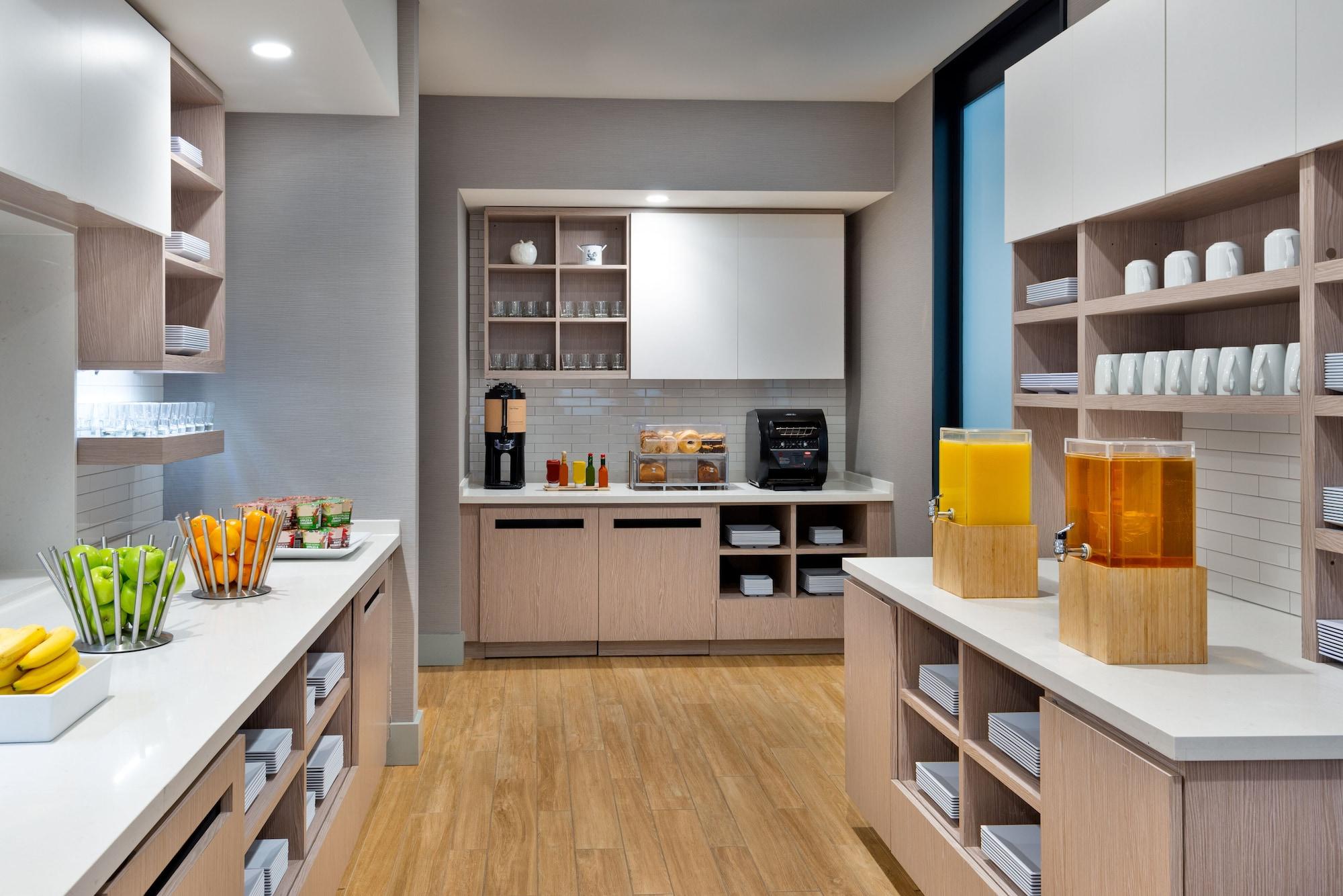 Restaurant Hyatt House Tallahassee Capitol – University