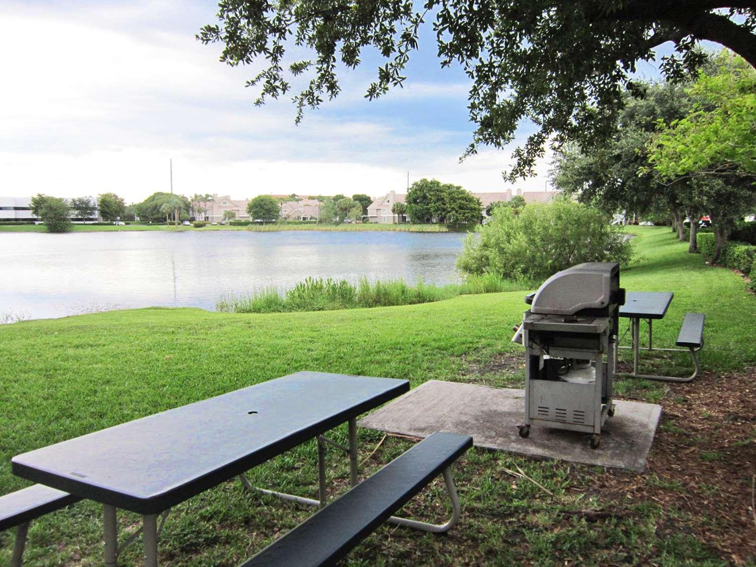 Varios Extended Stay America Suites Boca Raton Commerce