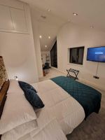 Alquiler Vacacional - Superior 1 Bed Apartment Amesbury Town Centre, Stonehenge