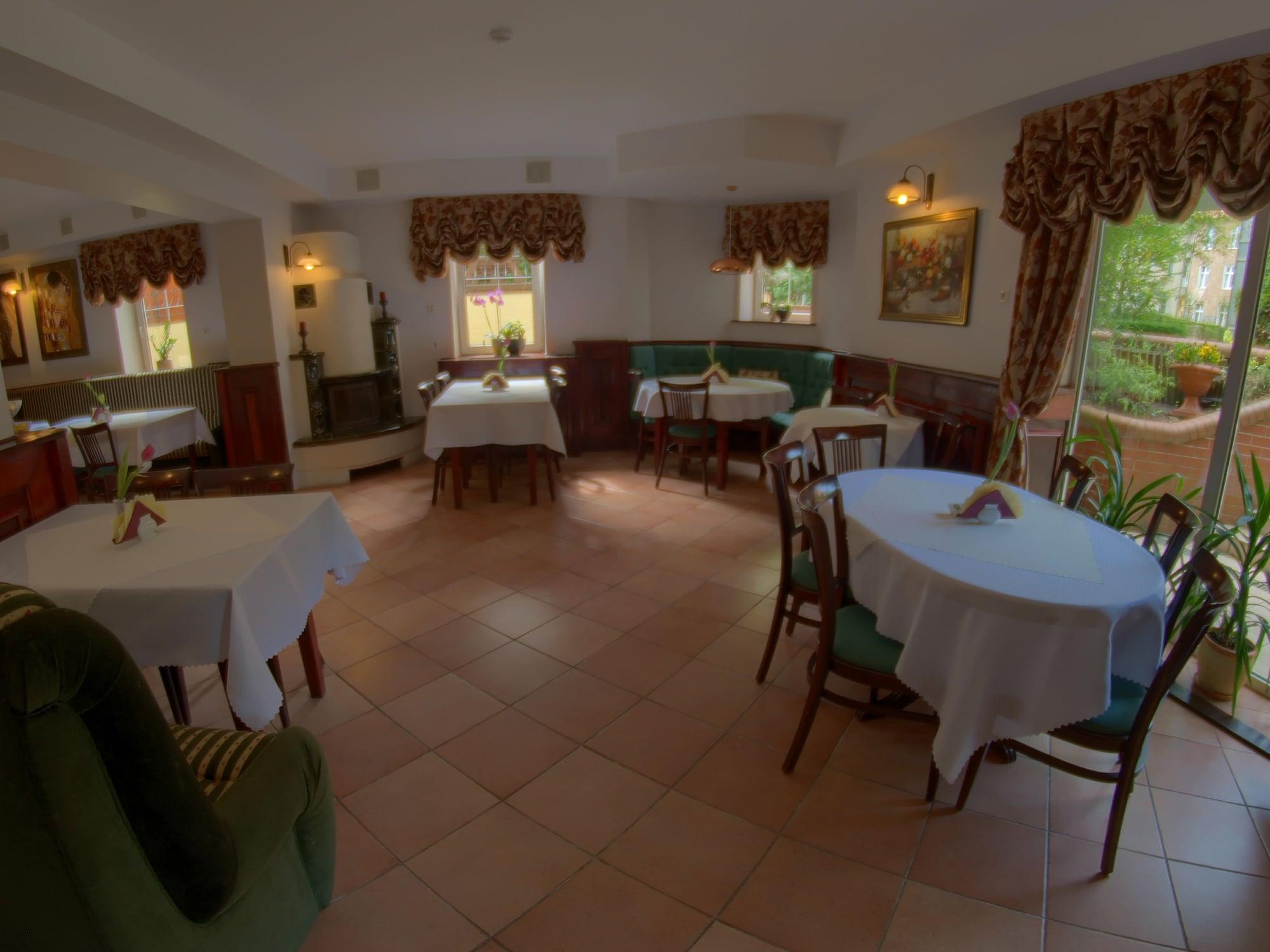 Bar/Salón Villa Jedynak