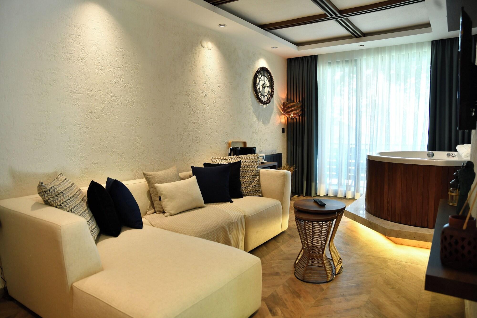 Habitación Parmos Otel
