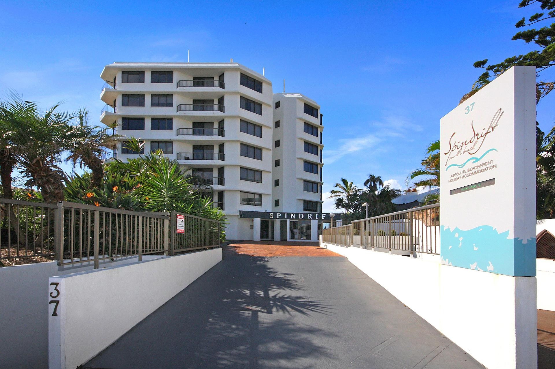 Vista Lobby Spindrift on the Beach Apartments