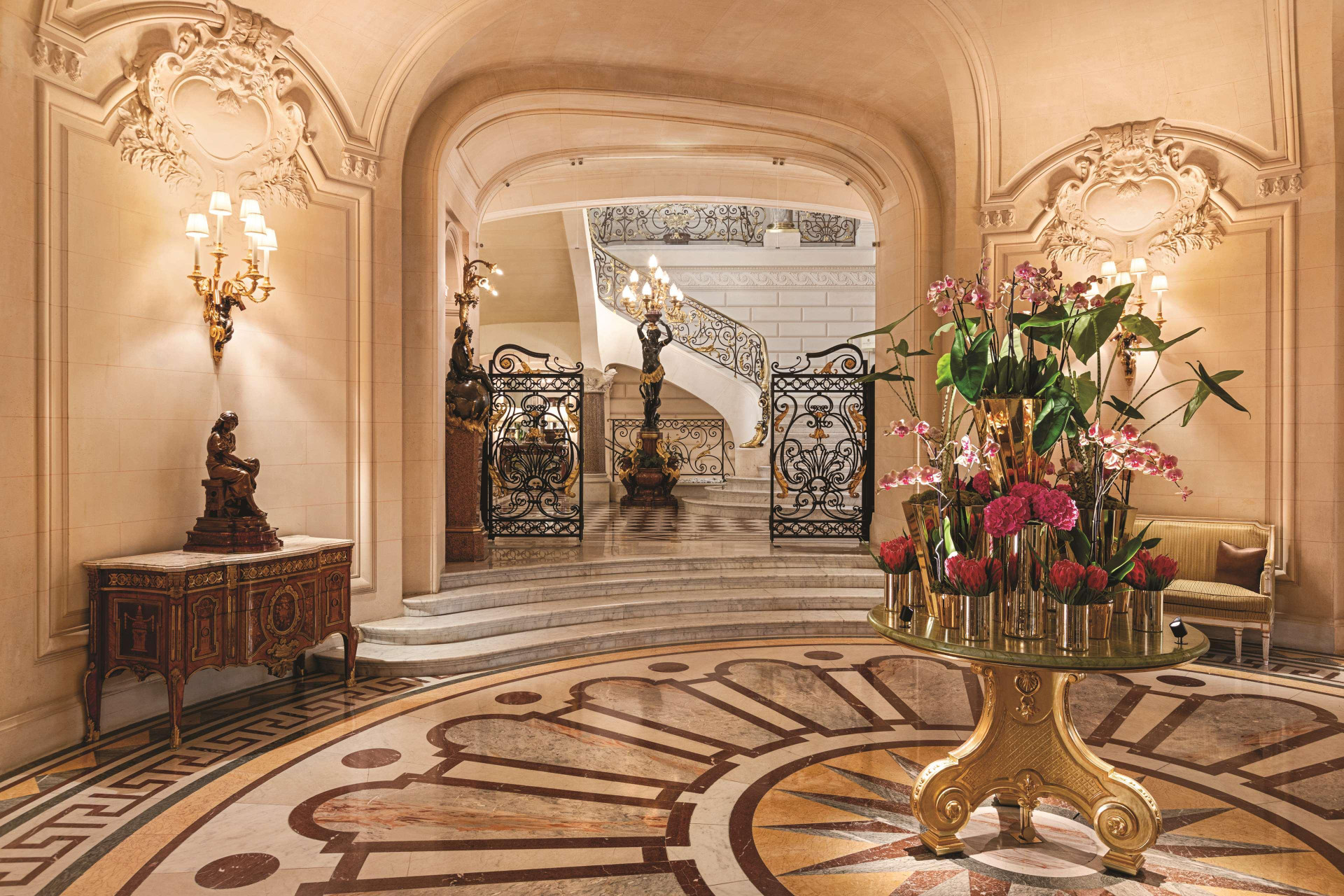 Vista Lobby Shangri-La Paris