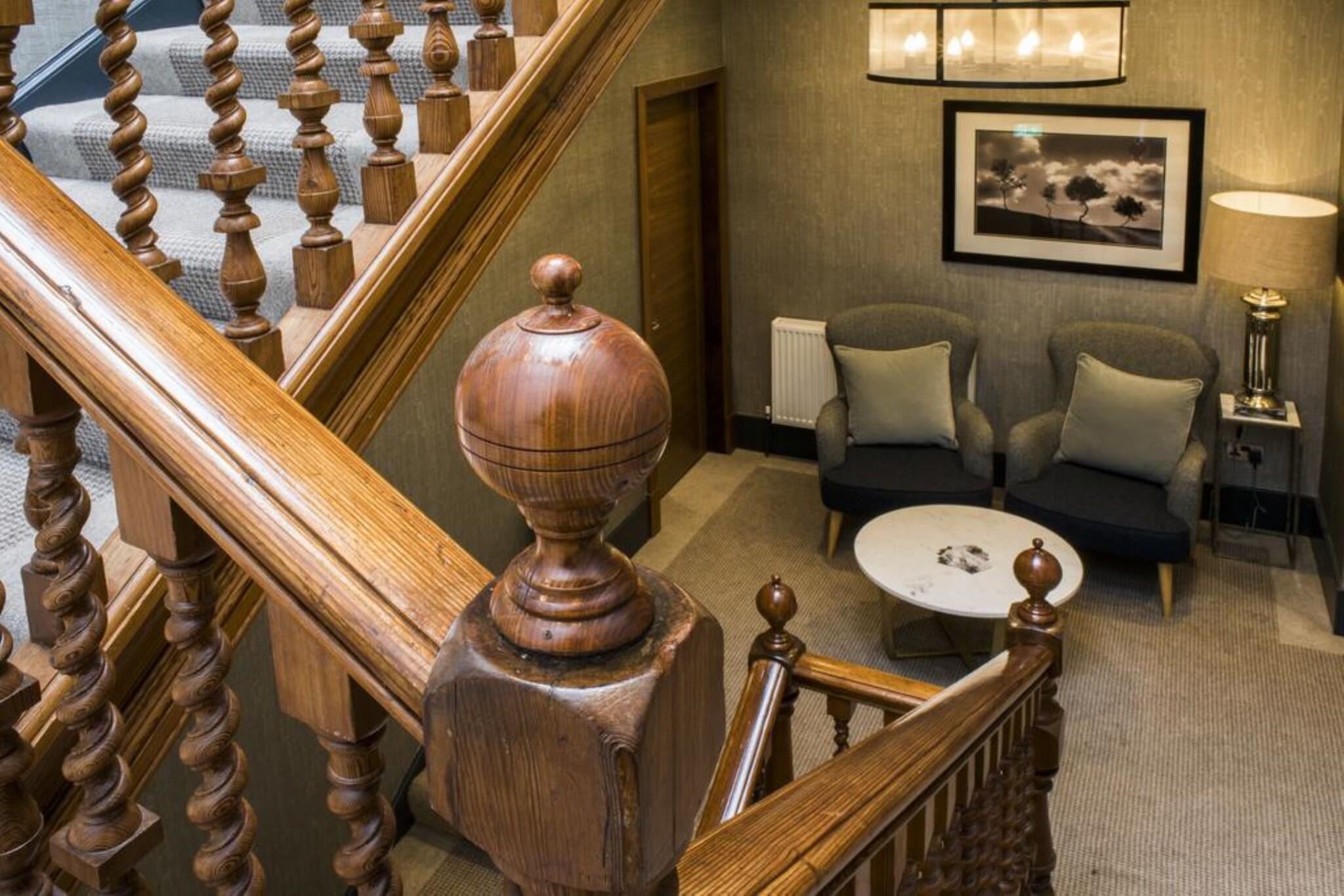 Vista Lobby Kinnettles Hotel and Spa