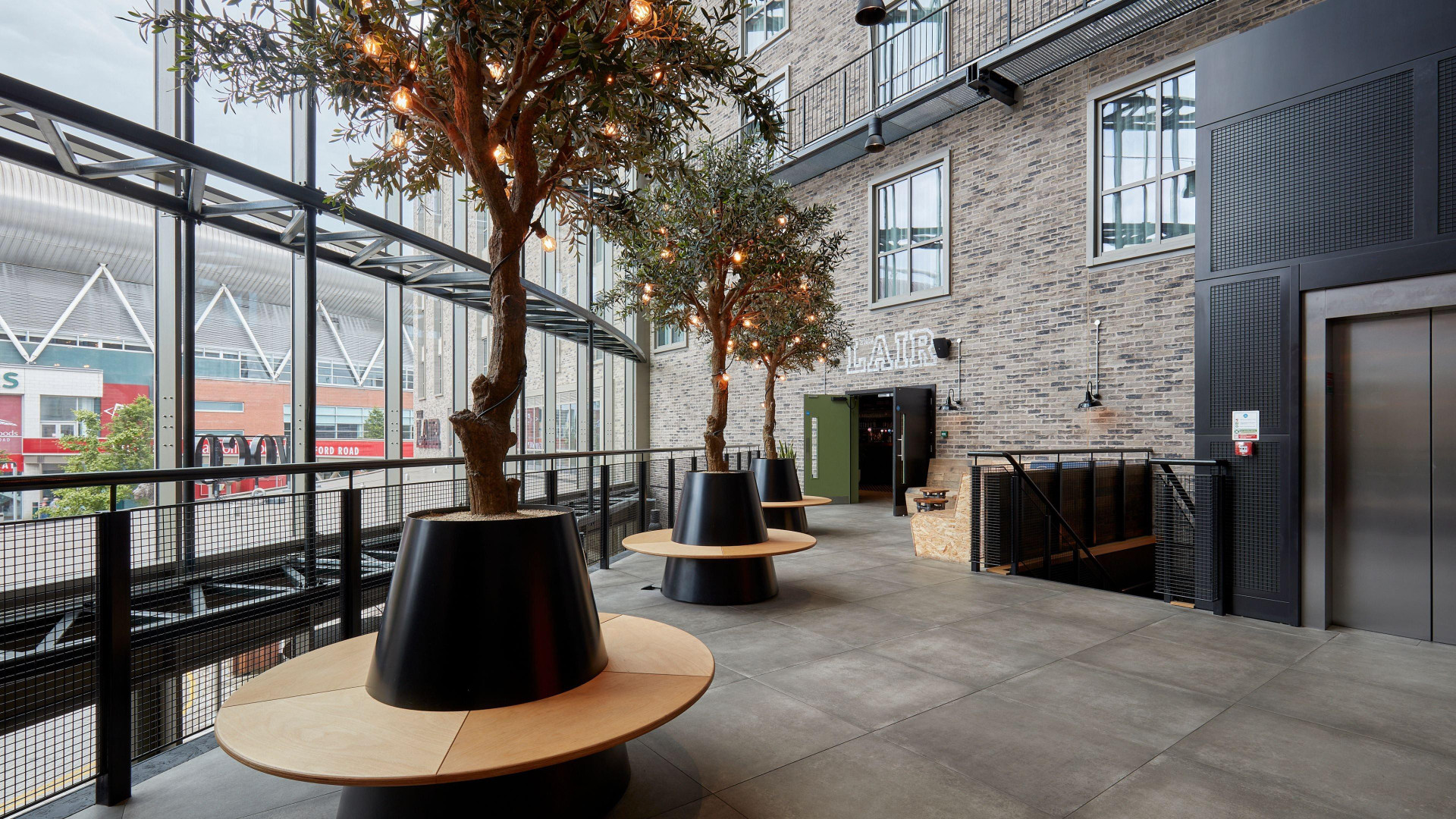 Vista Exterior voco Leicester by IHG