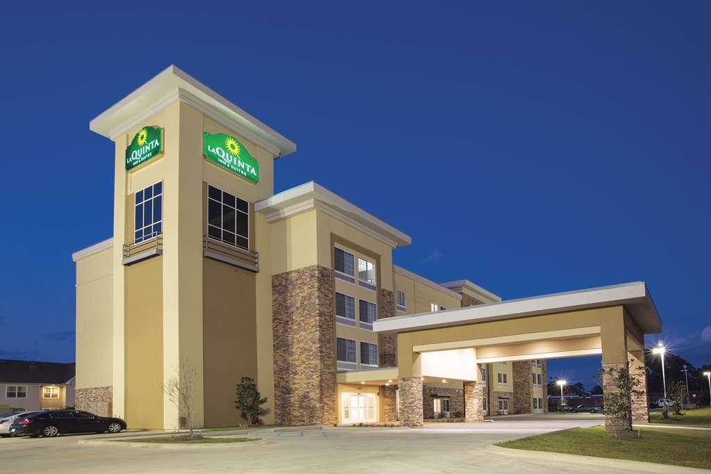 Vista Exterior La Quinta Inn Suites Hattiesburg I 59