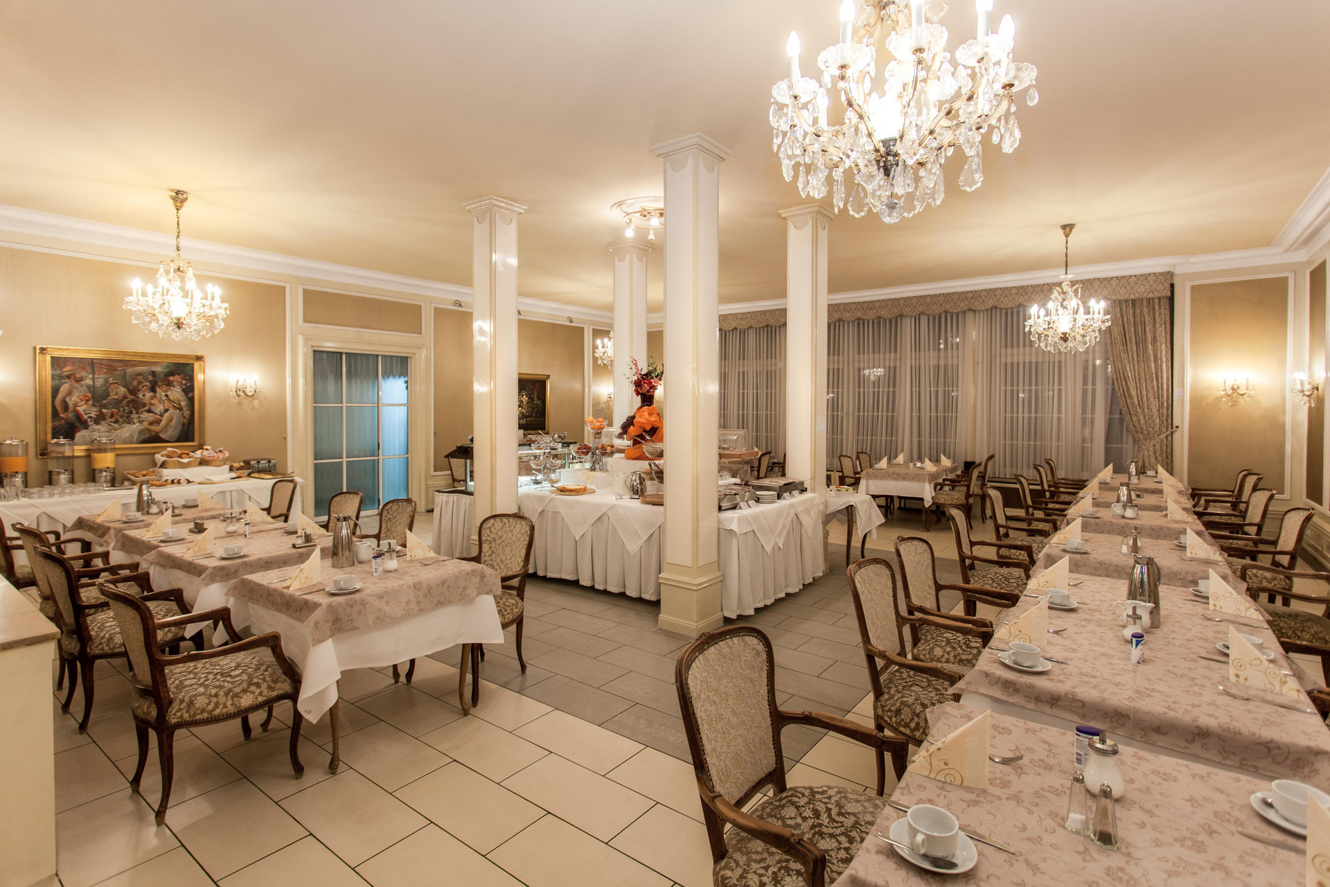 Vista Exterior Centro National Frankfurt, Trademark Collection by Wyndham