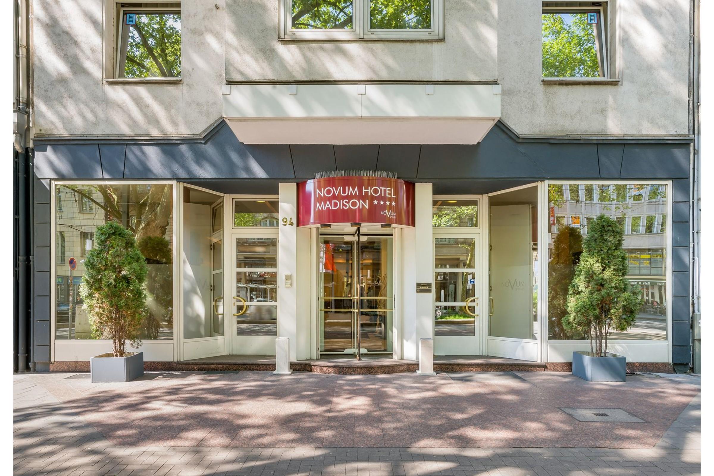 Vista Exterior Hotel Madison
