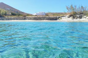 Alquiler Vacacional - Beachfront - Authentic- Idyllic- Relaxing -Homey - Sleeps 9 - Close to Naoussa