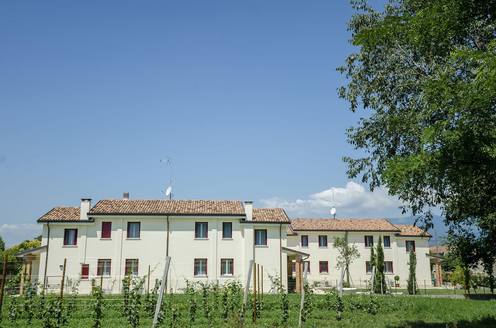 Varios Alloggi Agrituristici Le Vignole
