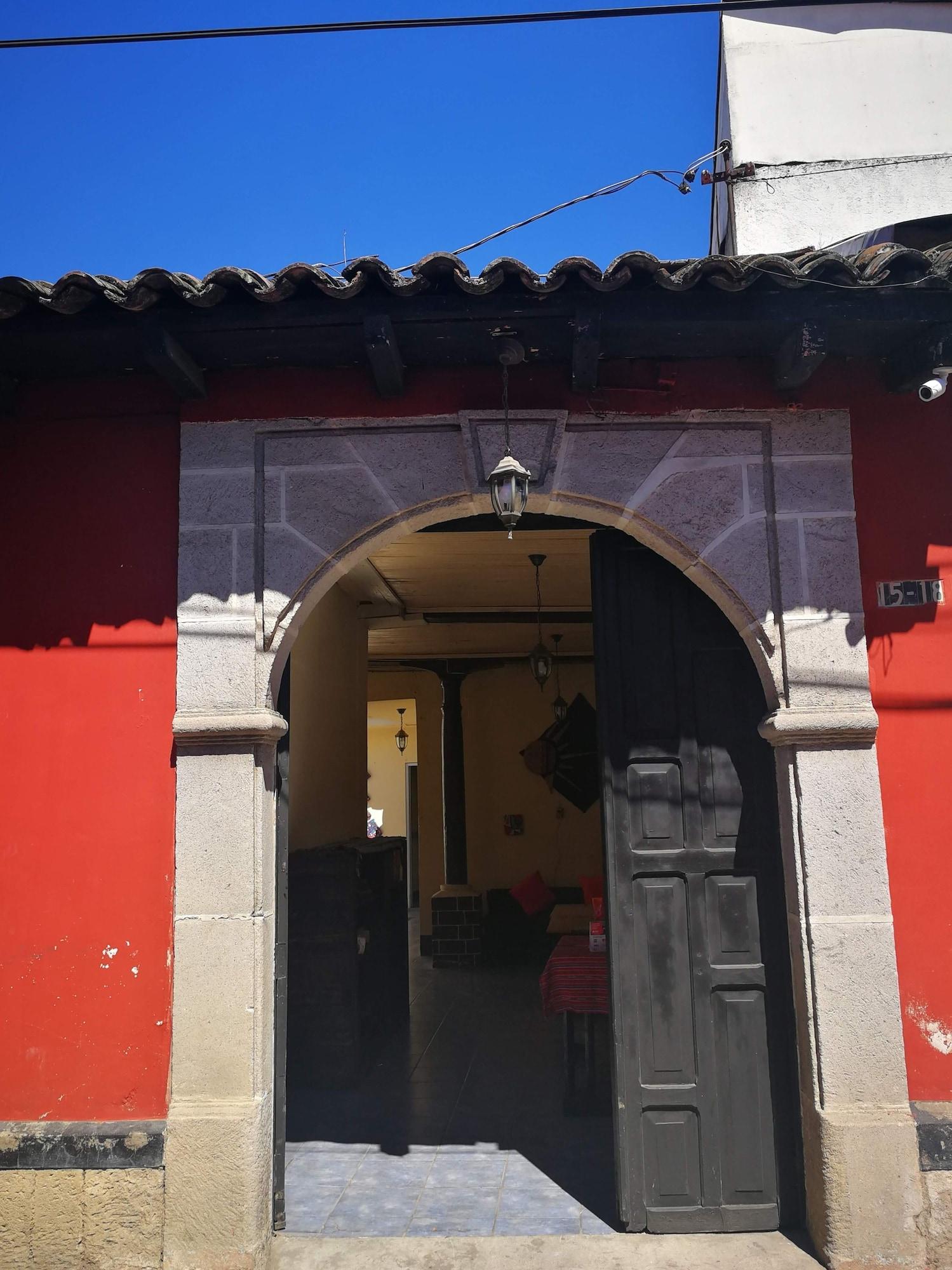 Vista Exterior Casa I'X - Hostel