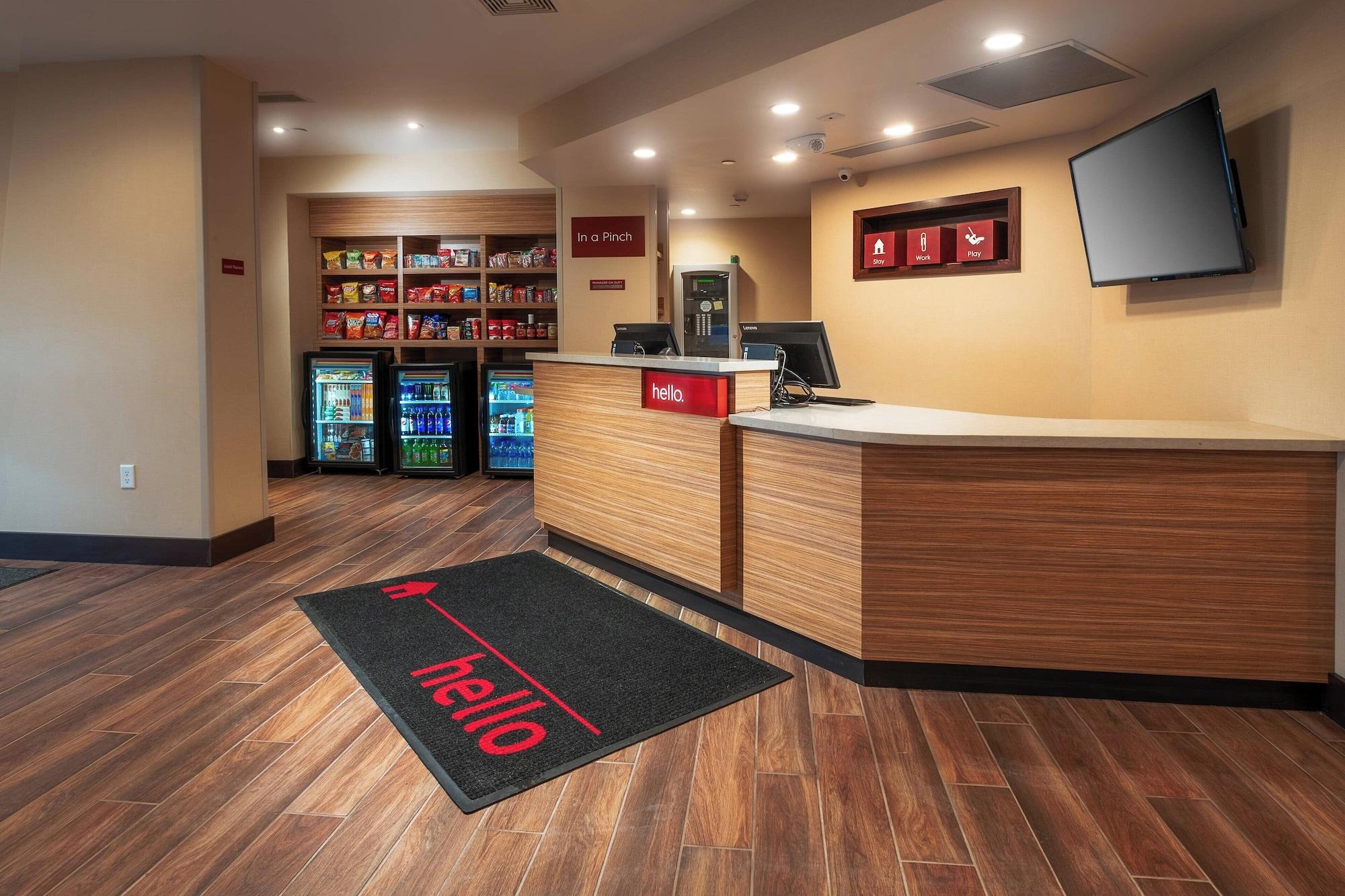 Vista Lobby TownePlace Suites Toledo Oregon