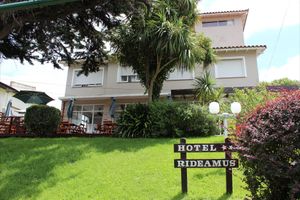 Alojamiento - Hotel Rideamus