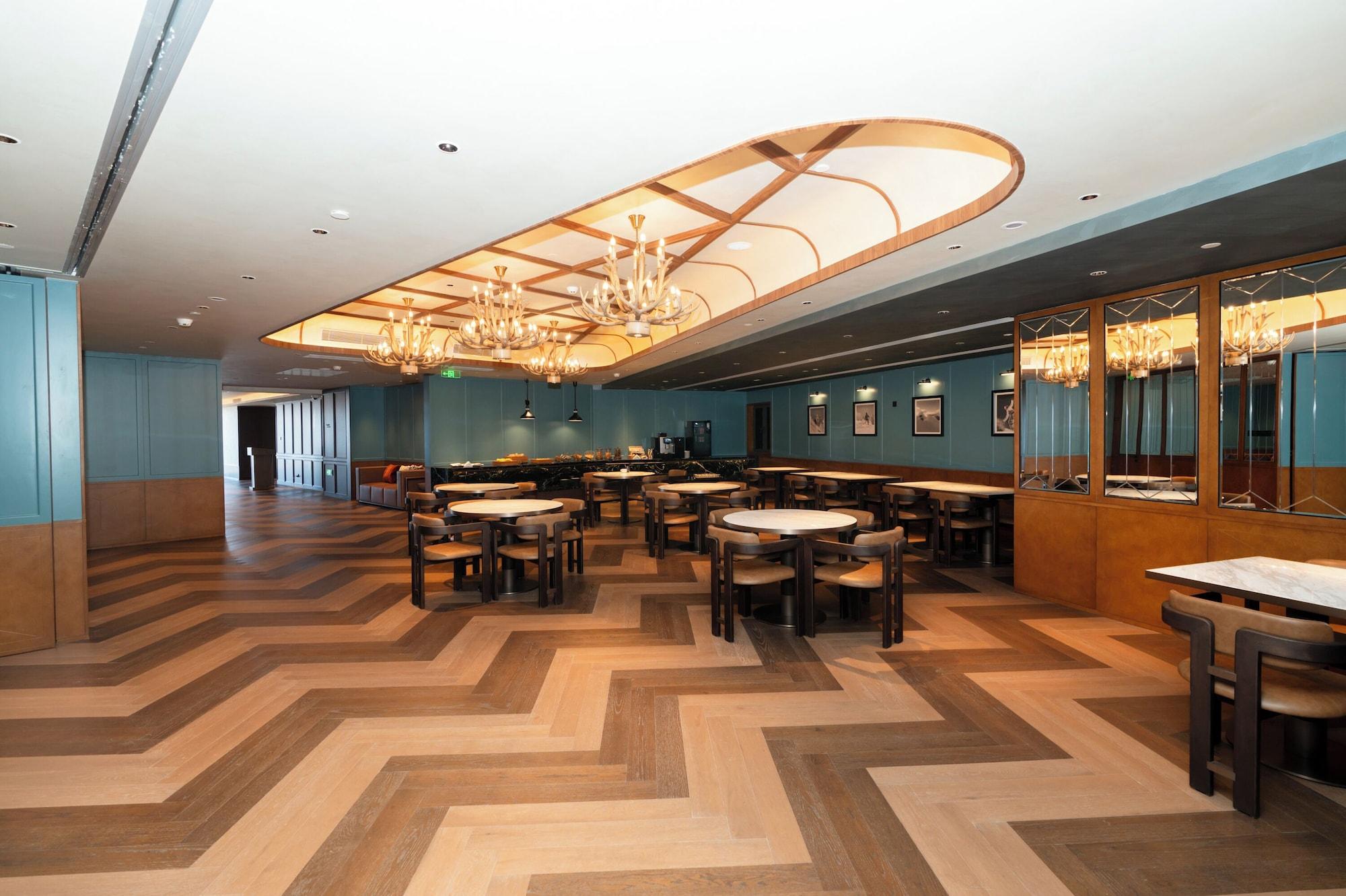Vista Lobby Vignette Collection Shanghai Snow World Hotel by IHG
