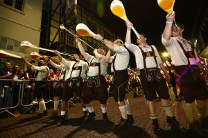 Actividad - oktoberfest blumenau