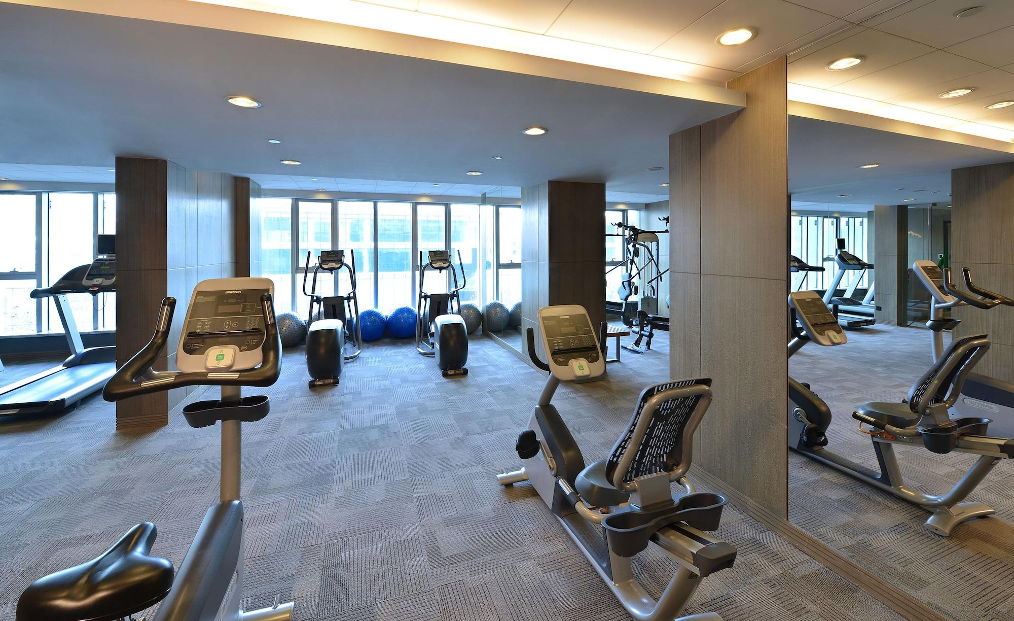 Gimnasio Rhombus Park Aura Chengdu Hotel