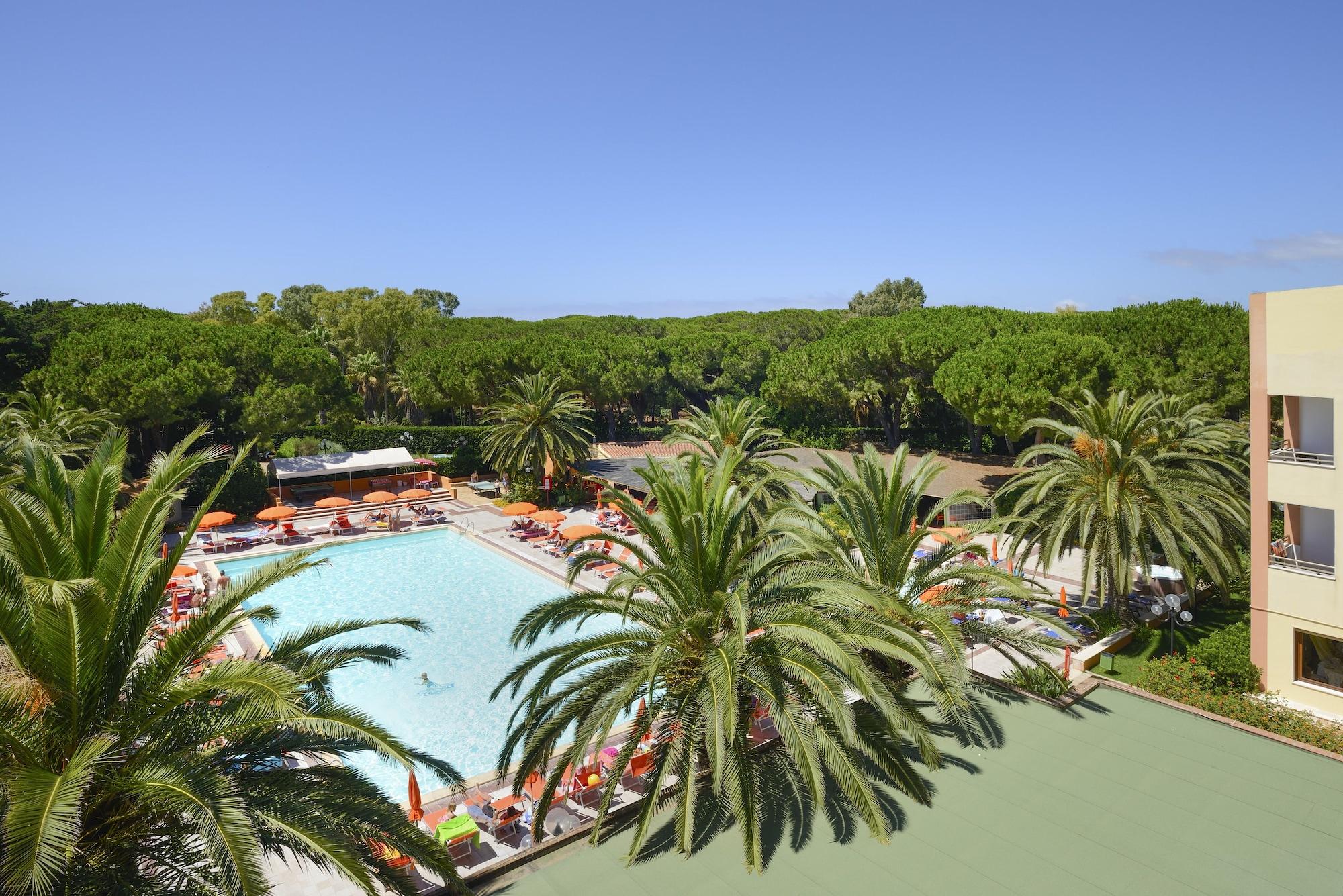 Vista Exterior Hotel Oasis