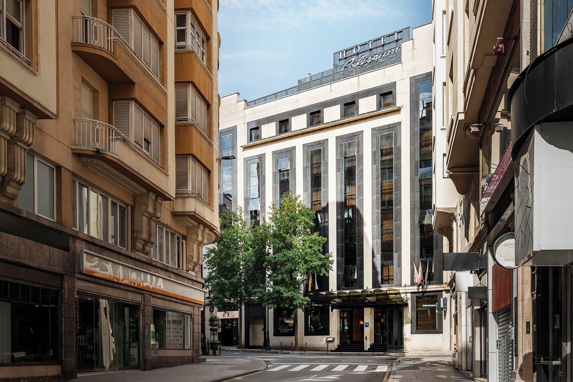 Vista Exterior Dorma Coliseum